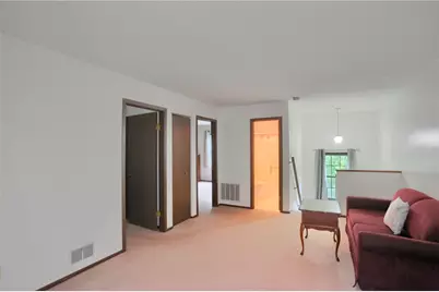 174 Old English Rd, Ross Twp, PA 15237 - Photo 15