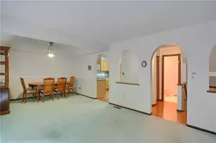 174 Old English Rd, Ross Twp, PA 15237 - Photo 7