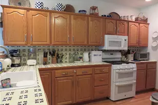 806 Kocher Dr, Grove City Boro, PA 16127 - Photo 25