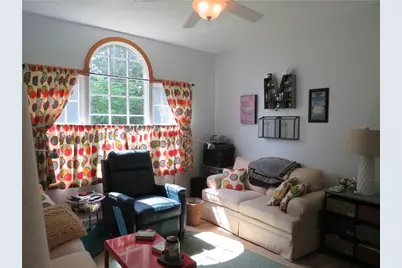 806 Kocher Dr, Grove City Boro, PA 16127 - Photo 19