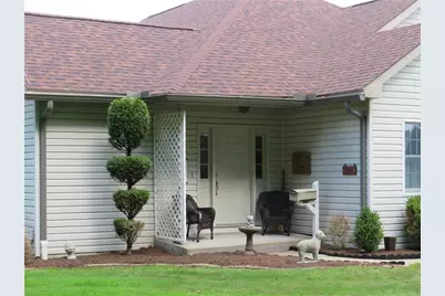 806 Kocher Dr, Grove City Boro, PA 16127 - Photo 13