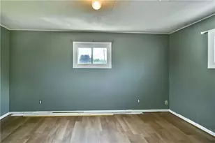 574 Thornton St, Sharon, PA 16146 - Photo 17