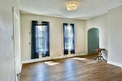 574 Thornton St, Sharon, PA 16146 - Photo 7