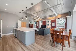 11 Fifth Ave, Downtown Pgh, PA 15222 - Photo 15