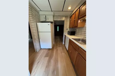 735 Athalia St #1, Baden, PA 15005 - Photo 3