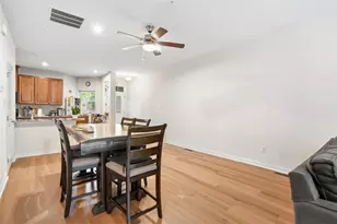 2014 Connecticut Ln, Pittsburgh, PA 15143 - Photo 9