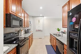 2014 Connecticut Ln, Pittsburgh, PA 15143 - Photo 13