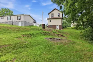 407 Boston Ave, Union Township, PA 16101 - Photo 9