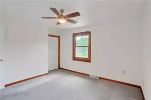 2525 Country Side Ln, Pittsburgh, PA 15090 - Photo 35