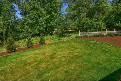 2525 Country Side Ln, Pittsburgh, PA 15090 - Photo 47