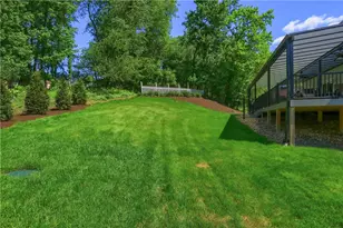 2525 Country Side Ln, Pittsburgh, PA 15090 - Photo 45