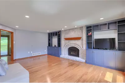 2525 Country Side Ln, Pittsburgh, PA 15090 - Photo 27
