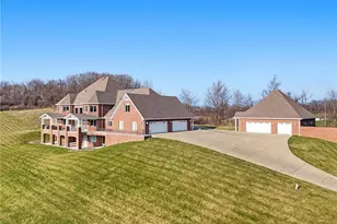 308 Sutherland Dr, Peters Township, PA 15367 - Photo 3