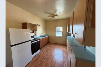 816-818 McKean, Donora, PA 15033 - Photo 7