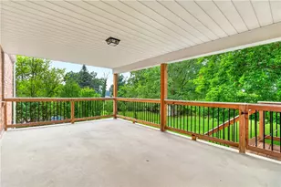 143 Lily Dr, Pittsburgh, PA 15116 - Photo 27