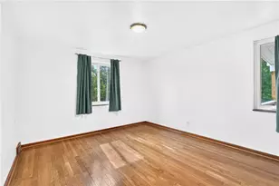 143 Lily Dr, Pittsburgh, PA 15116 - Photo 17