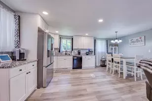 120 Elmwood Dr, Pittsburgh, PA 15116 - Photo 17