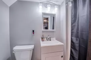 120 Elmwood Dr, Pittsburgh, PA 15116 - Photo 33