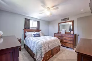 120 Elmwood Dr, Pittsburgh, PA 15116 - Photo 25