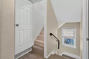 693 Orchard Ave, Pittsburgh, PA 15202 - Photo 23
