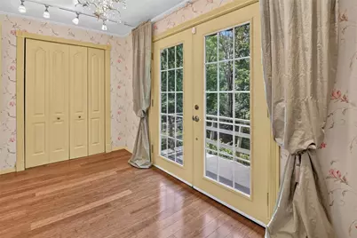 693 Orchard Ave, Pittsburgh, PA 15202 - Photo 11