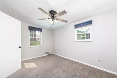 1361 Pesavento Dr, Bridgeville, PA 15017 - Photo 21