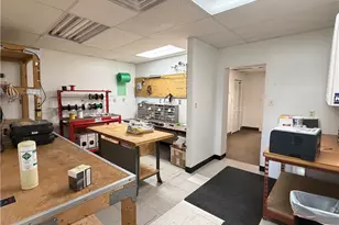 523 W Main St, Carnegie, PA 15106 - Photo 9