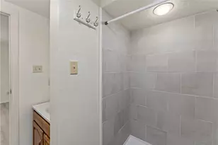 2722 Mission St, Pittsburgh, PA 15203 - Photo 17