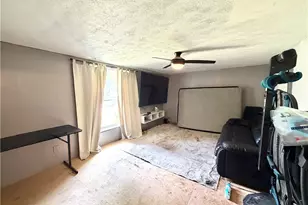 240 E Beaver St, Mercer Boro, PA 16137 - Photo 9