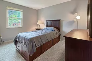103 Lakeview Dr, Robinson Twp, PA 15136 - Photo 23