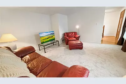 103 Lakeview Dr, Robinson Twp, PA 15136 - Photo 5