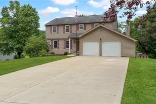 103 Lakeview Dr, Robinson Twp, PA 15136 - Photo 1