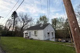 2200 Orchard Hill Rd, Jefferson Hills, PA 15332 - Photo 3
