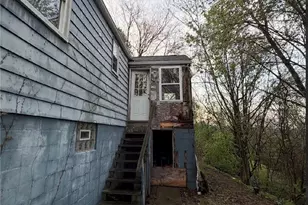 2200 Orchard Hill Rd, Jefferson Hills, PA 15332 - Photo 5