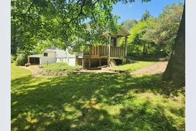 223 S Benbrook Rd, Center Township, PA 16001 - Photo 27