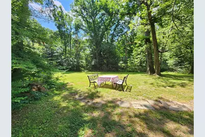223 S Benbrook Rd, Center Township, PA 16001 - Photo 21