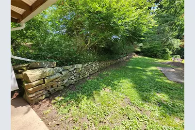 223 S Benbrook Rd, Center Township, PA 16001 - Photo 3