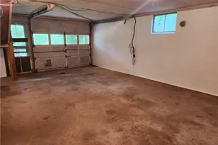 223 S Benbrook Rd, Center Township, PA 16001 - Photo 25
