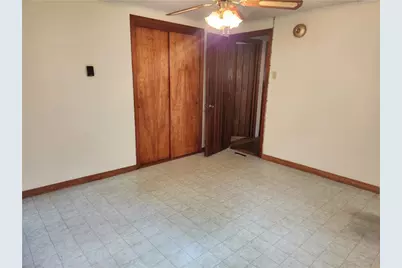 223 S Benbrook Rd, Center Township, PA 16001 - Photo 13