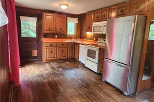 223 S Benbrook Rd, Center Township, PA 16001 - Photo 11