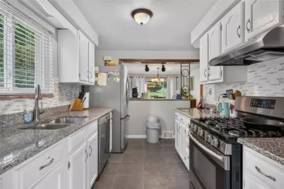 265 Oaklyn Rd., Bethel Park, PA 15102 - Photo 7