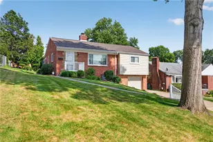 265 Oaklyn Rd, Bethel Park, PA 15102 - Photo 1