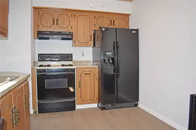 905 Burchfield Rd, Pittsburgh, PA 15101 - Photo 9