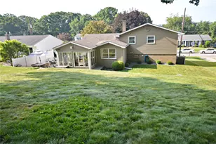 214 Wessex Hills Dr, Moon/Crescent Twp, PA 15108 - Photo 47