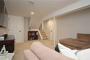214 Wessex Hills Dr, Moon/Crescent Twp, PA 15108 - Photo 43