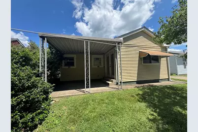 877 Riverview Ave, Baden, PA 15005 - Photo 17