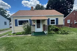 877 Riverview Ave, Baden, PA 15005 - Photo 1