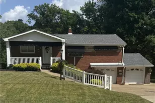 422 Woodrift Ln, Pittsburgh, PA 15236 - Photo 1
