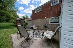 422 Woodrift Ln, Pittsburgh, PA 15236 - Photo 27