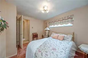 422 Woodrift Ln, Pittsburgh, PA 15236 - Photo 11